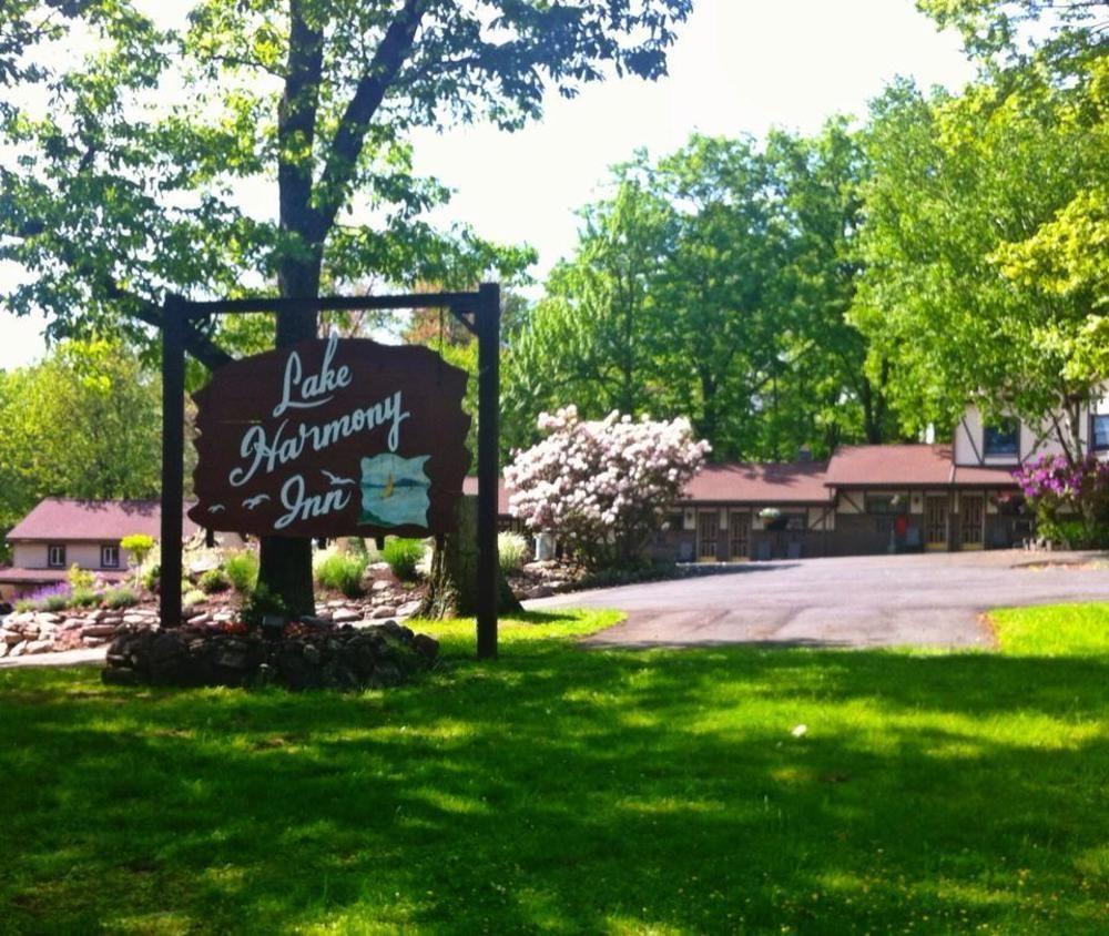 Lake Harmony Inn Bagian luar foto