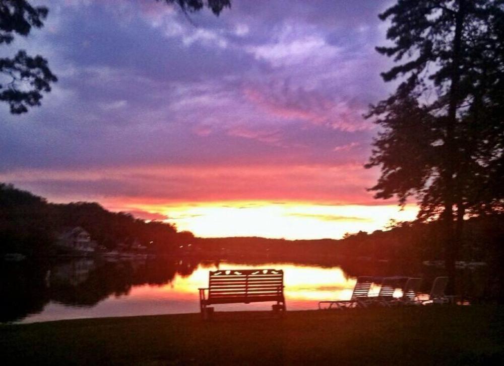 Lake Harmony Inn Bagian luar foto
