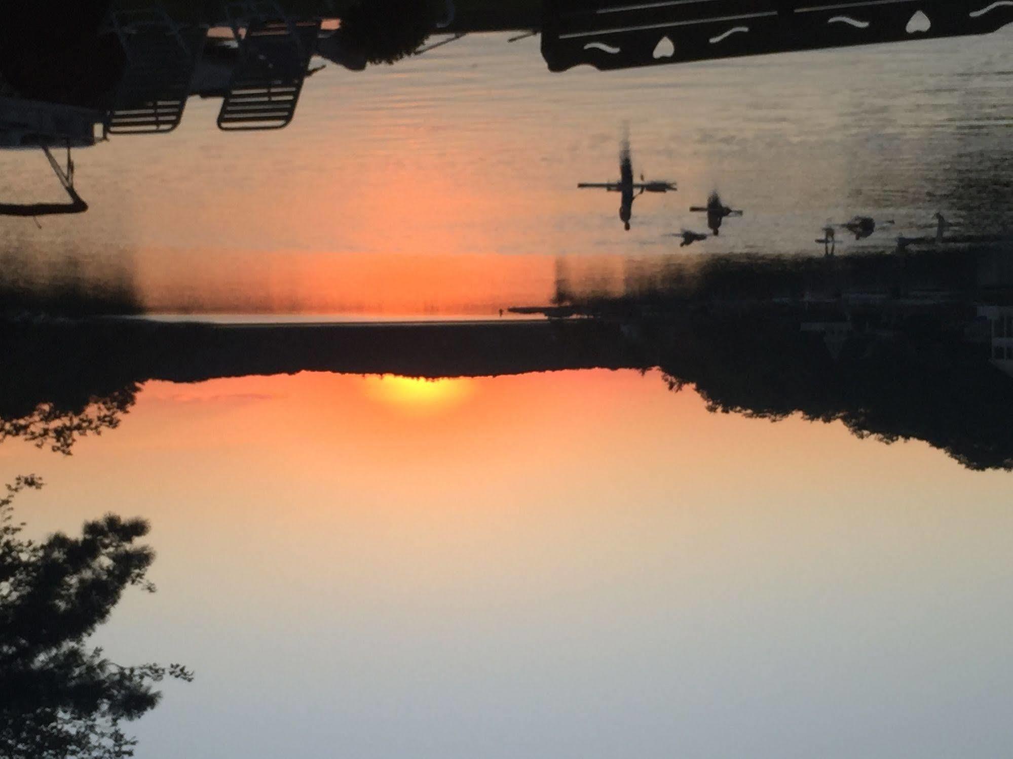 Lake Harmony Inn Bagian luar foto